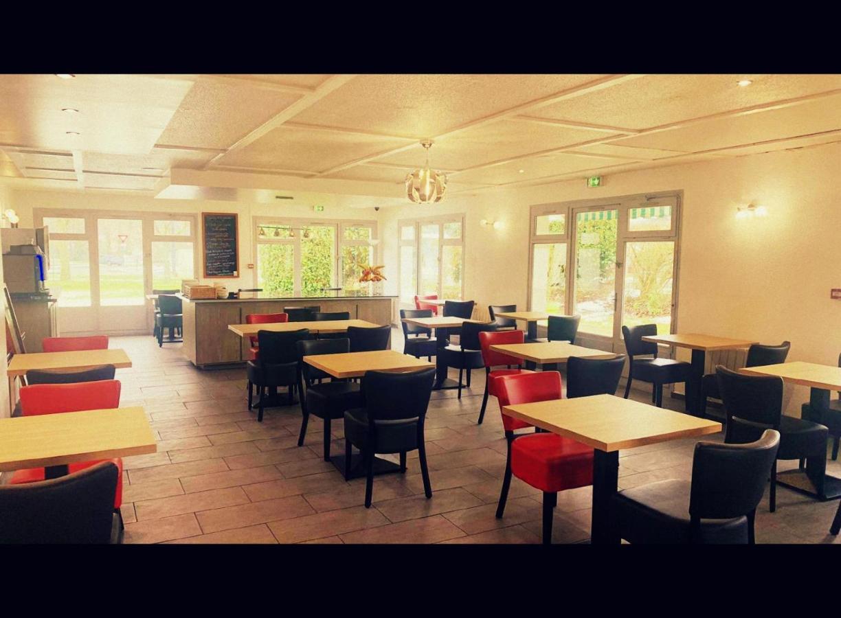 Premiere Classe Chantilly Sud Luzarches Chaumontel Exterior photo