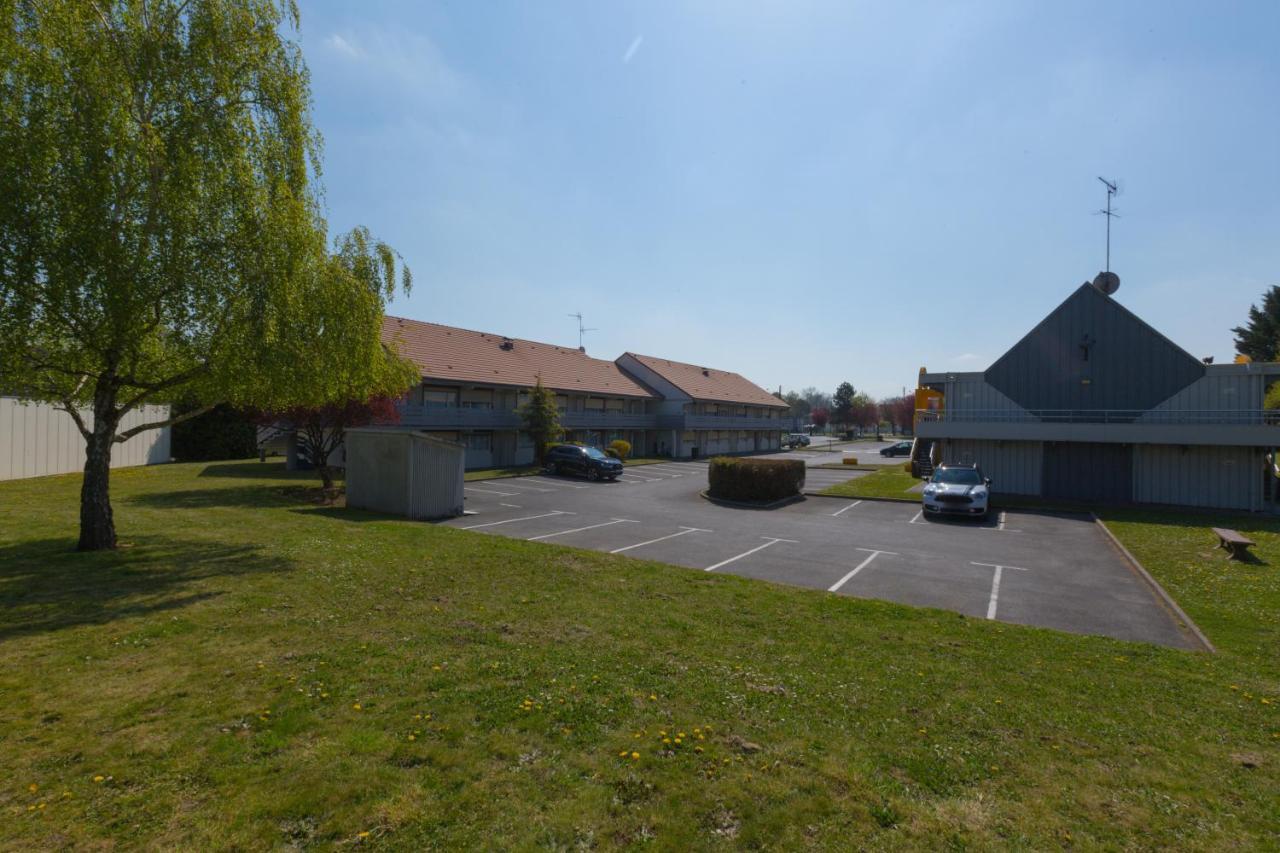Premiere Classe Chantilly Sud Luzarches Chaumontel Exterior photo
