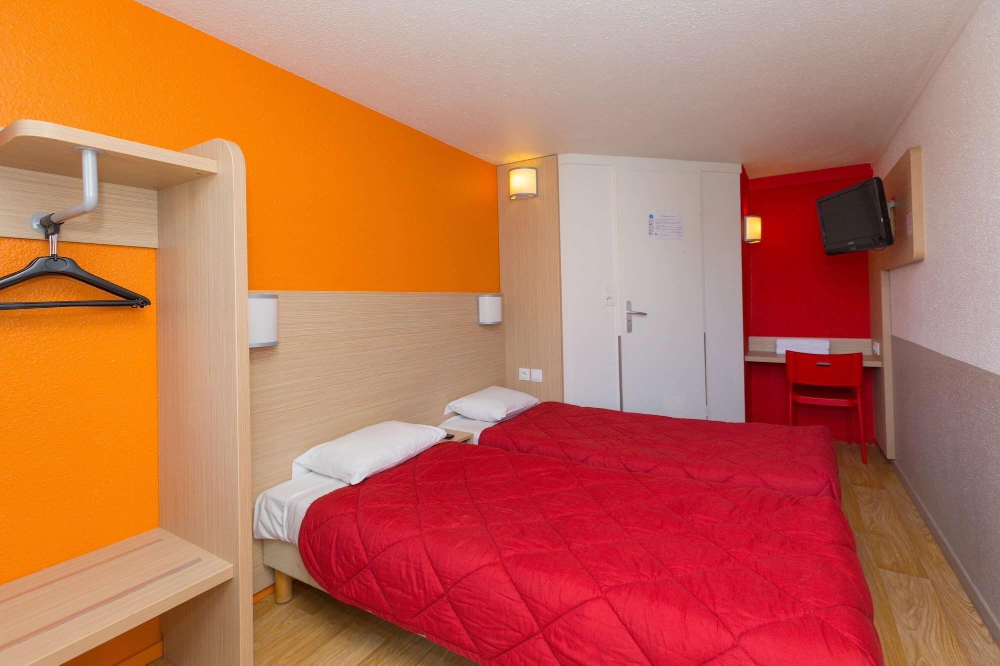 Premiere Classe Chantilly Sud Luzarches Chaumontel Exterior photo