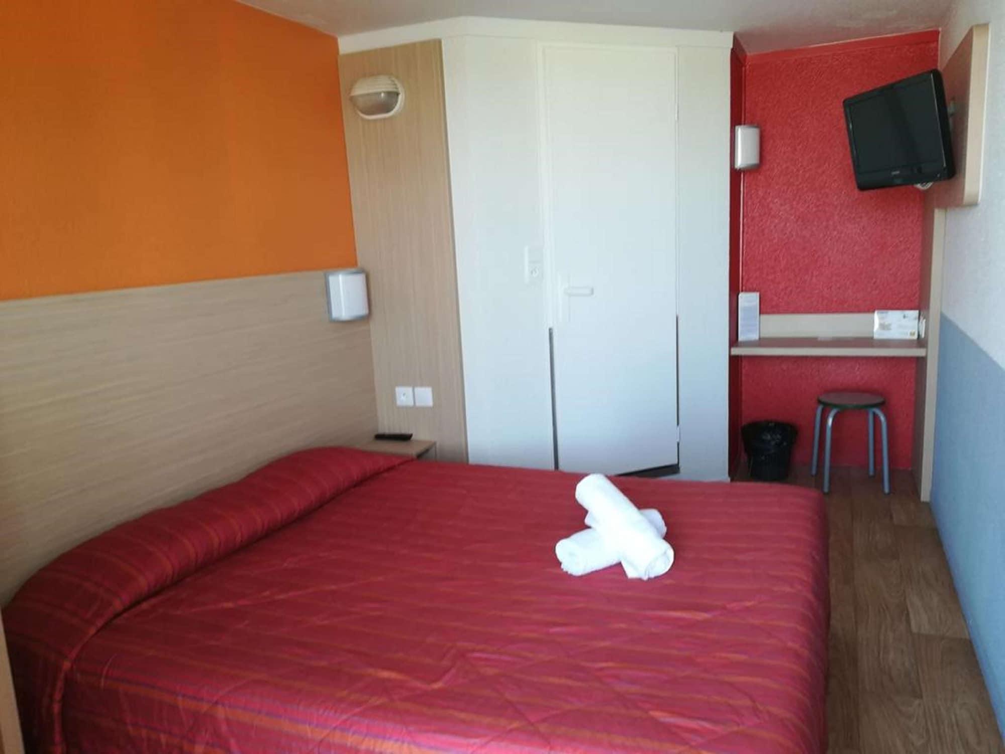 Premiere Classe Chantilly Sud Luzarches Chaumontel Exterior photo