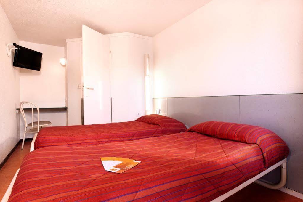 Premiere Classe Chantilly Sud Luzarches Chaumontel Exterior photo